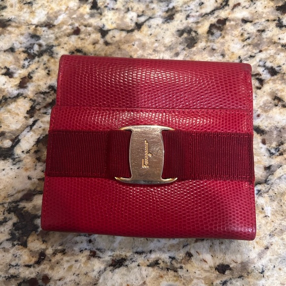 Salvatore Ferragamo Red Textured Wallet with Gold Buckle - Picture 1 of 6